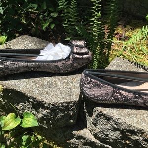 Bamboo flat shoes